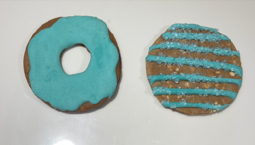 Horse cookies: Crumbl cookie/doughnut